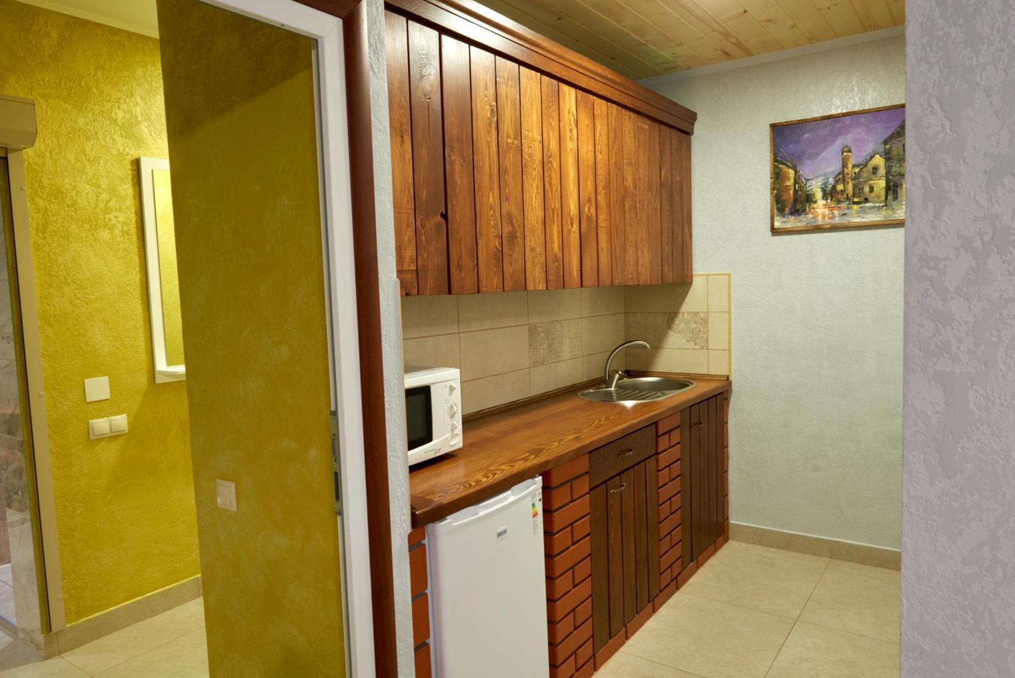 Sytikland Hotel Yavoriv  Bagian luar foto